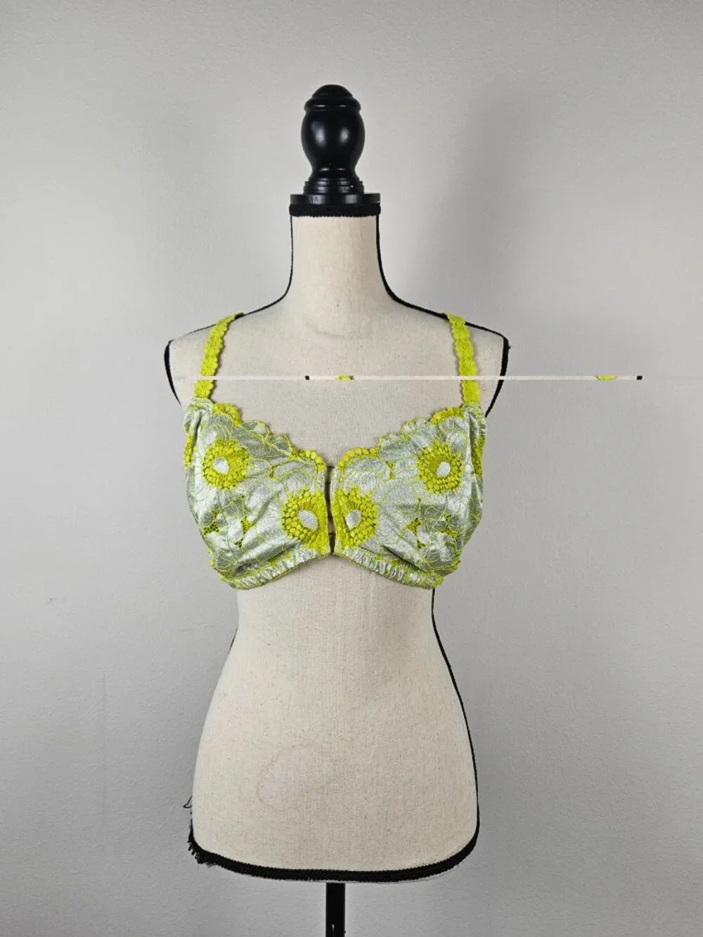 Savage Fenty Perfect Poppies Lace Bralette Size 3XL - Picture 4 of 12